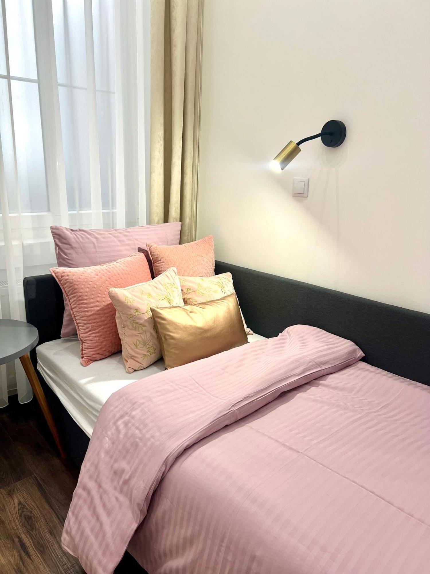 Elizabeth Apartment Deluxe Budapest Exterior photo