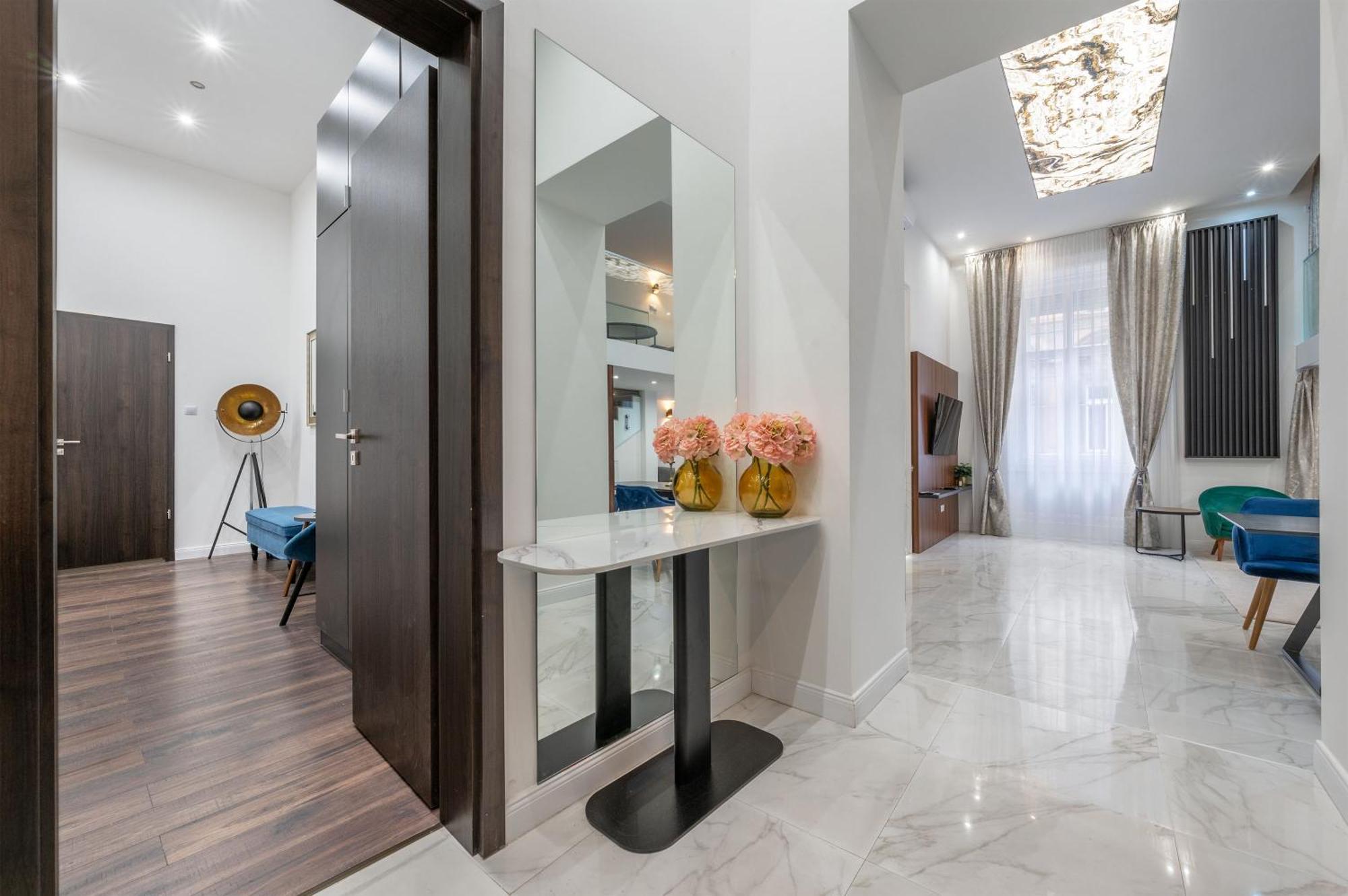 Elizabeth Apartment Deluxe Budapest Exterior photo